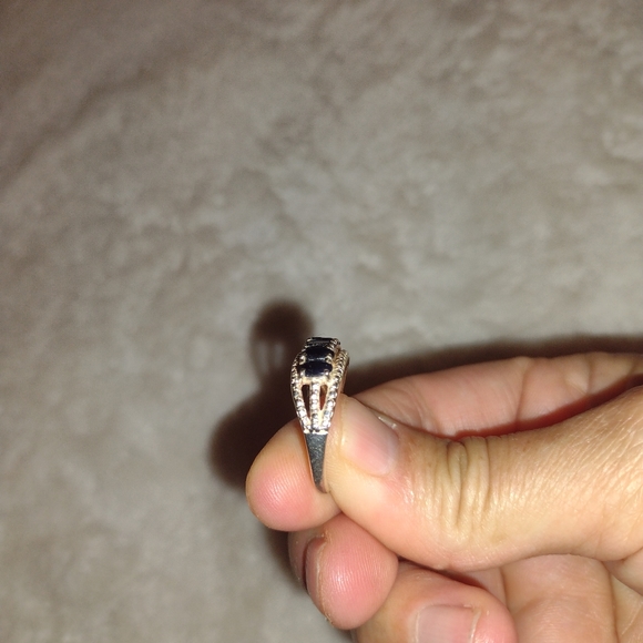 Ring - Picture 5 of 5